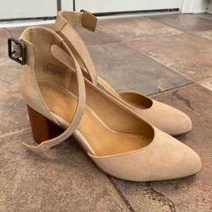 Soludos Tan Ankle Strap Heel Size 7